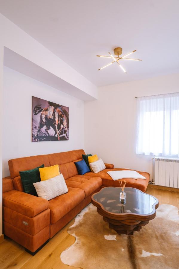 Mikonos Apartman Surčin Екстериор снимка